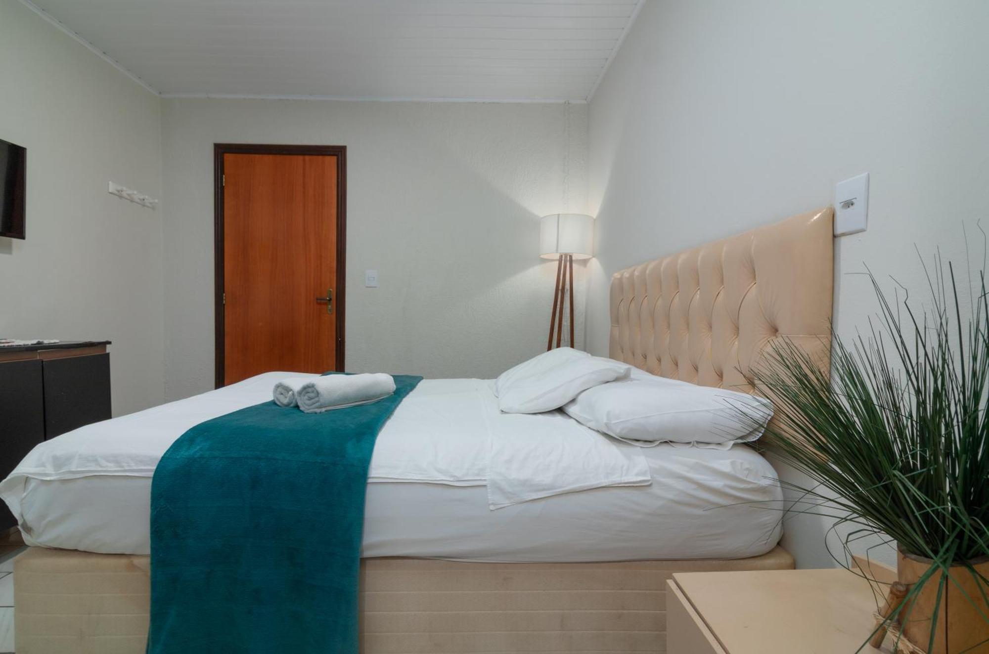 Suites 91 Penha  Buitenkant foto